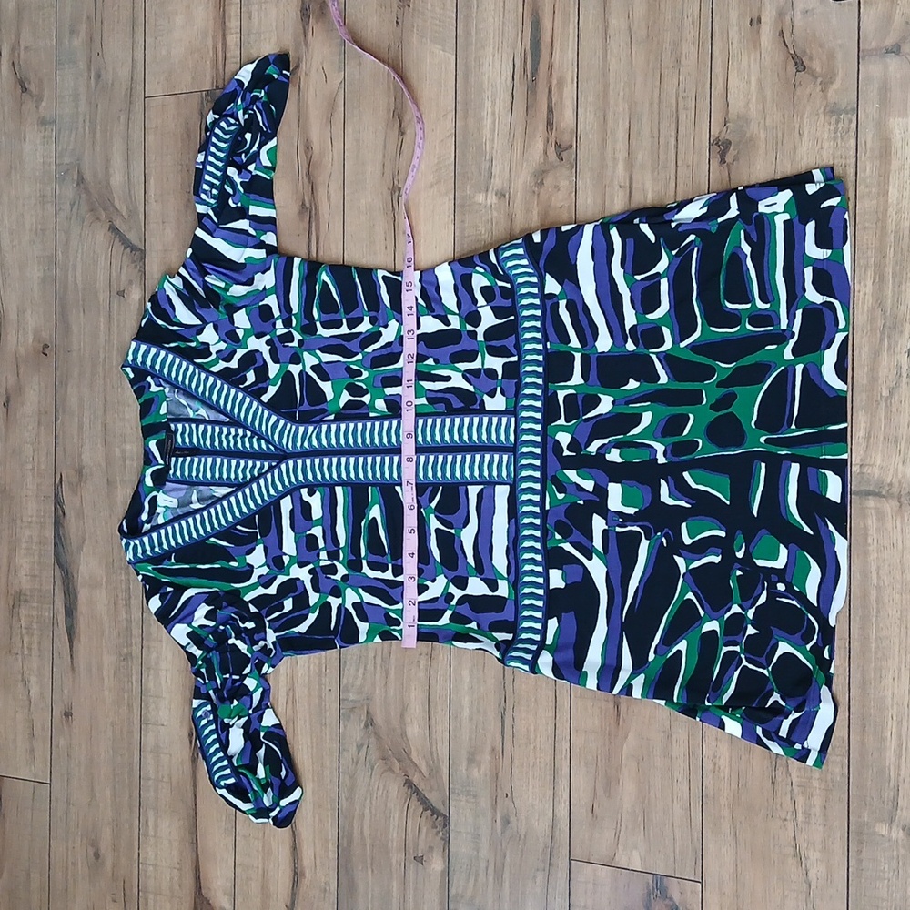 Women's Vibrant Geometric Print V-Neck Dress By BCBGMAXAZRIA. Size S - Picture 6 of 17